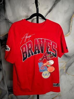 Atlanta Braves Pro Standard MLB Shirt Sz. Small